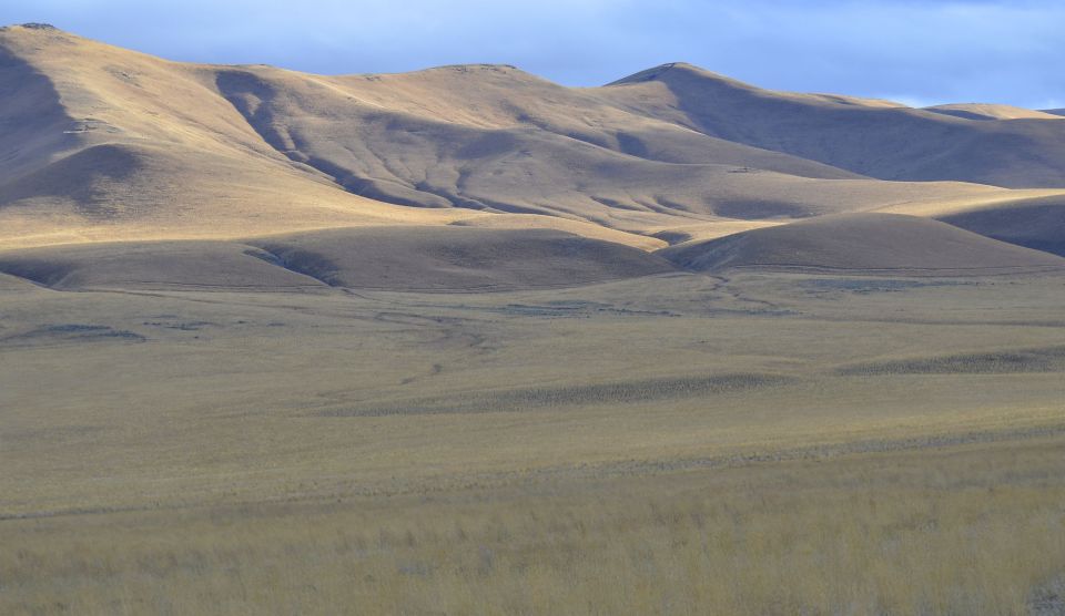 Lower Valley hills.jpg