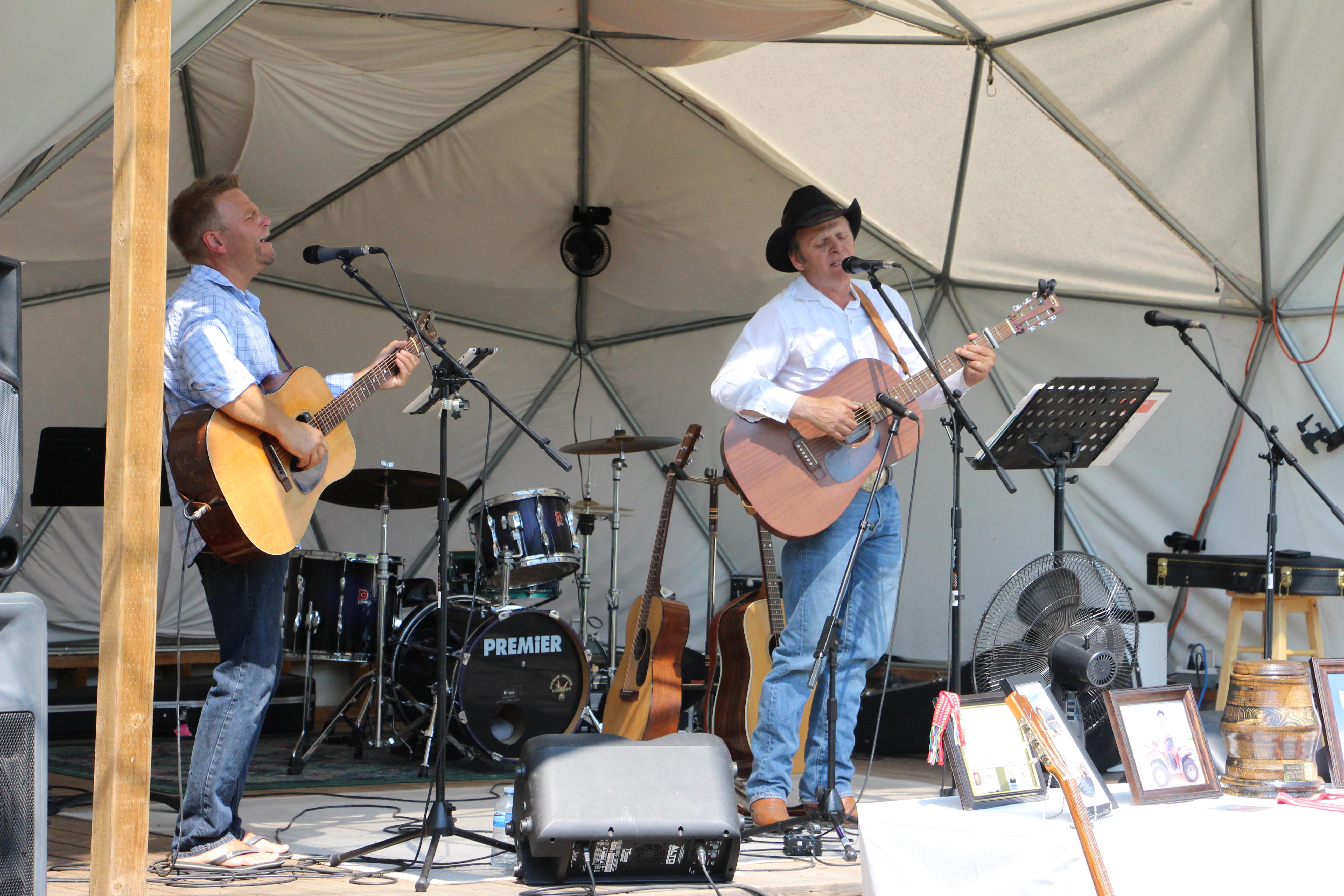 Bruce and Doug Rawling.JPG